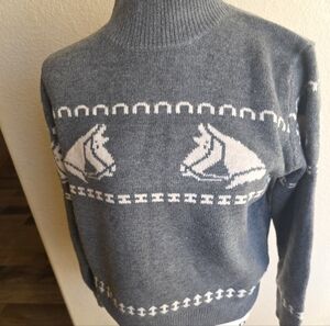 NWT Rodeo Quincy Horse Head Crewneck Sweater